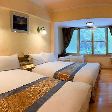 Kao Feng Hotel Zhongzheng  Exterior photo
