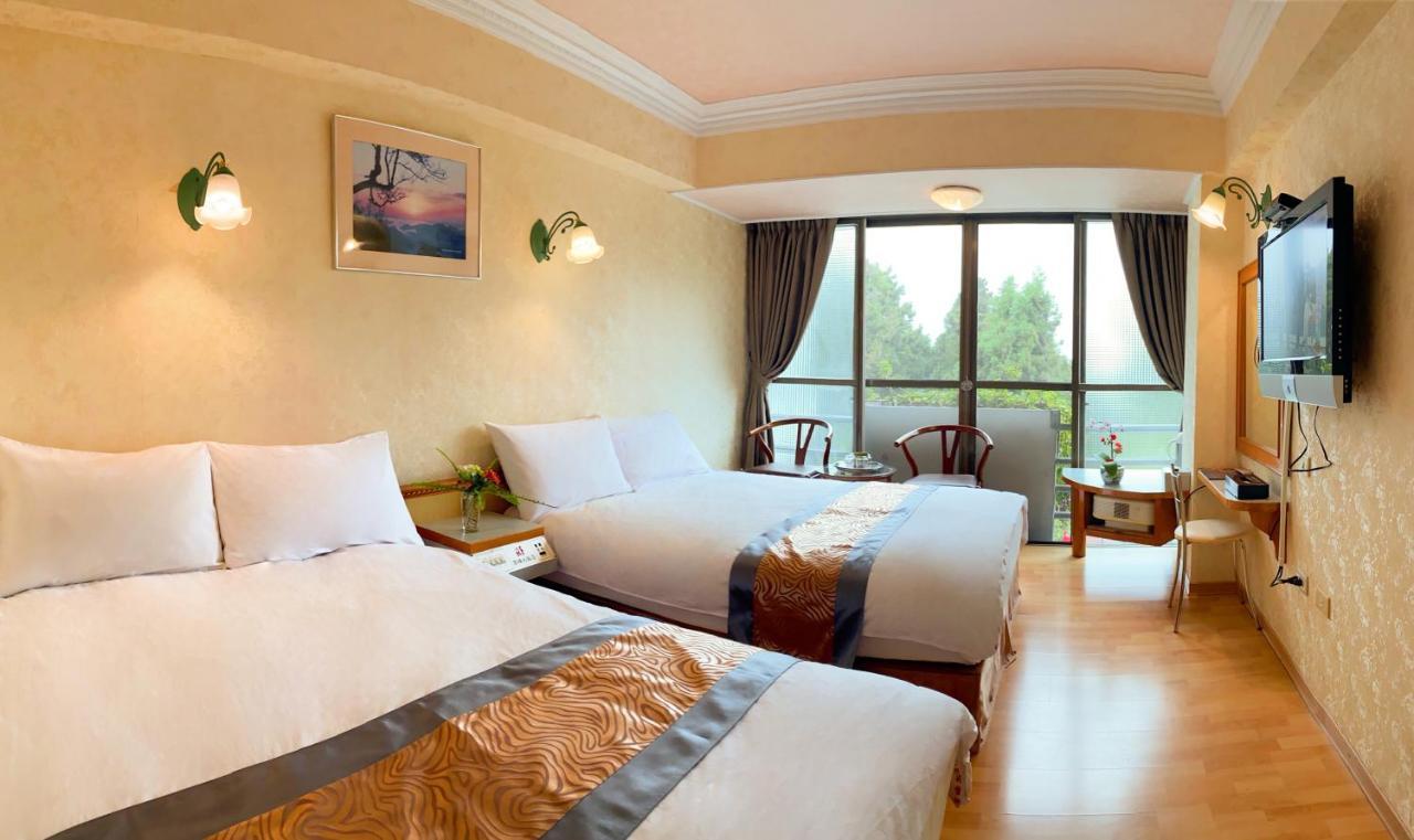 Kao Feng Hotel Zhongzheng  Exterior photo